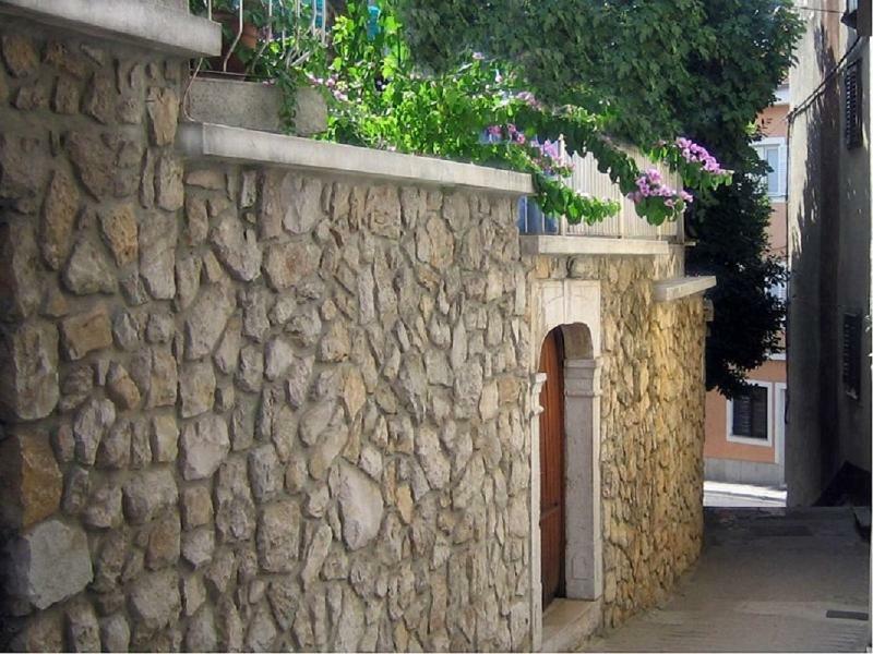 Rosa Apartman ツリクヴェニツァ エクステリア 写真